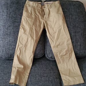 Men's Gap Classic Strait Fit Kahkis